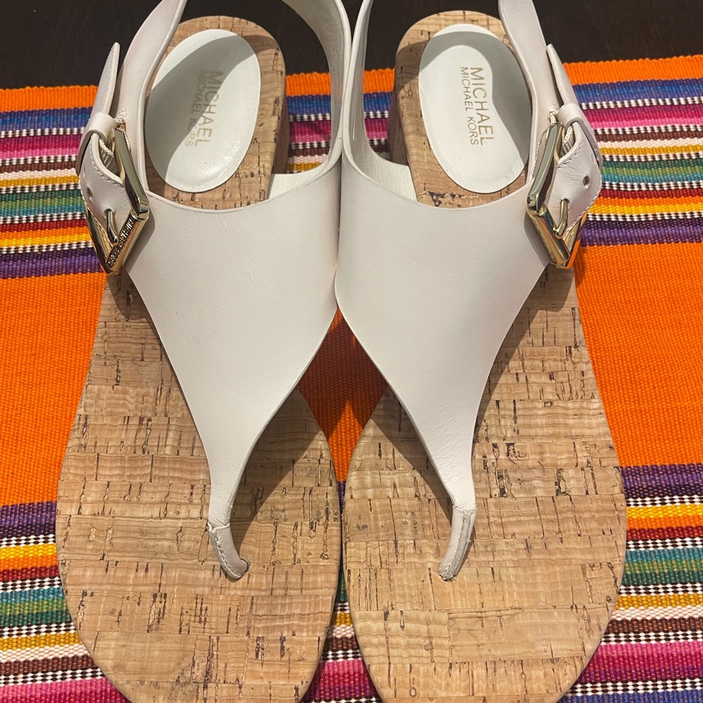 Michael Kors London Thong Cork Sandals Cream Leather T Strap New Size 9